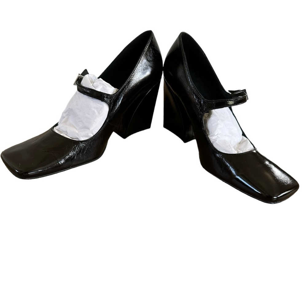 L’Intervalle Clichy Black leather heel, black Mary Jane heel